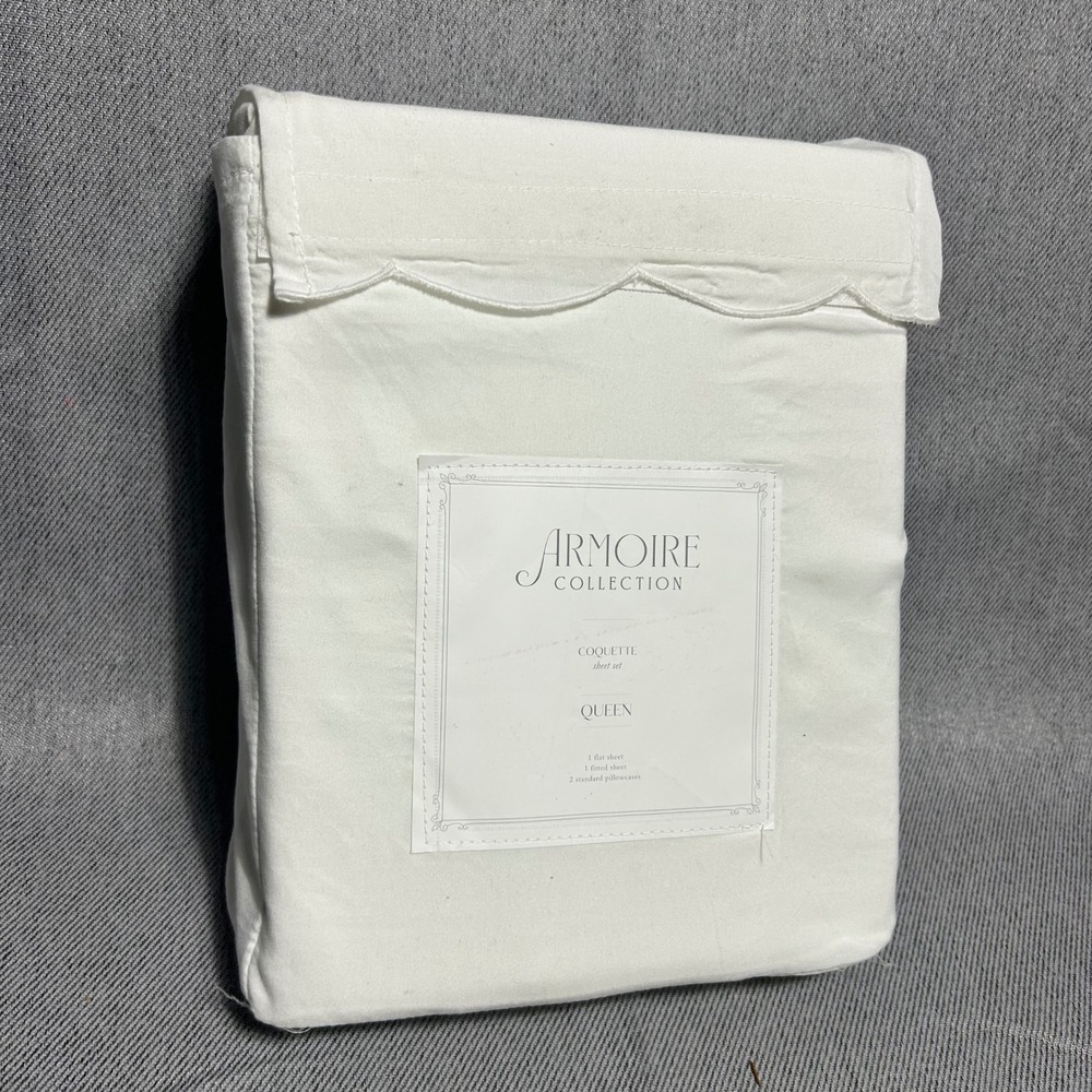 Armoire Collection Coquette Sheet Set Queen White Scalloped Edge 4 Piece